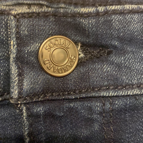 SOCIAL STANDARD BY SANCTUARY KICK CROP MID RISE JEANS SIZE 10 BLUE - Picture 12 of 16